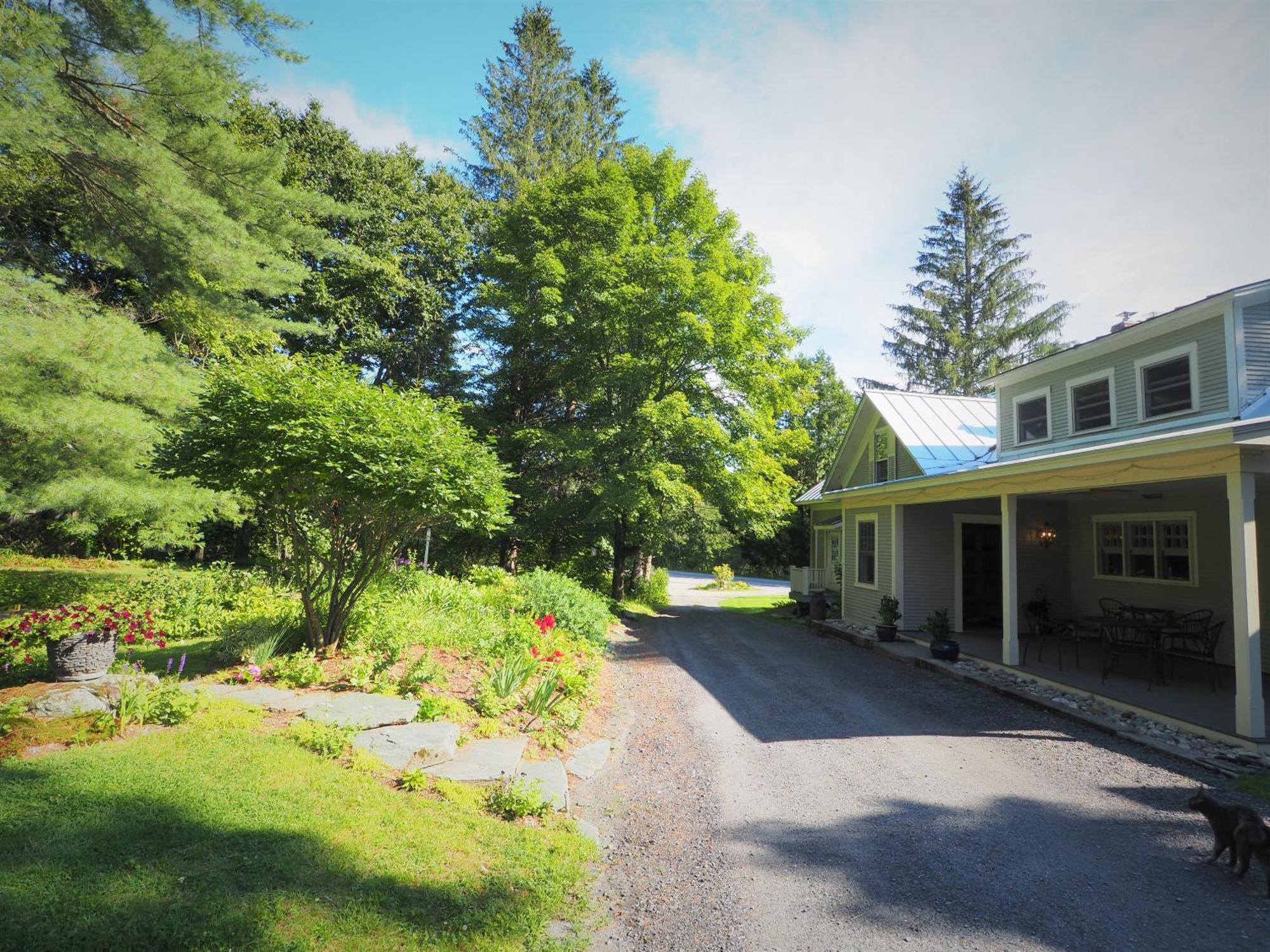 The Featherbed Inn Waitsfield Exterior foto